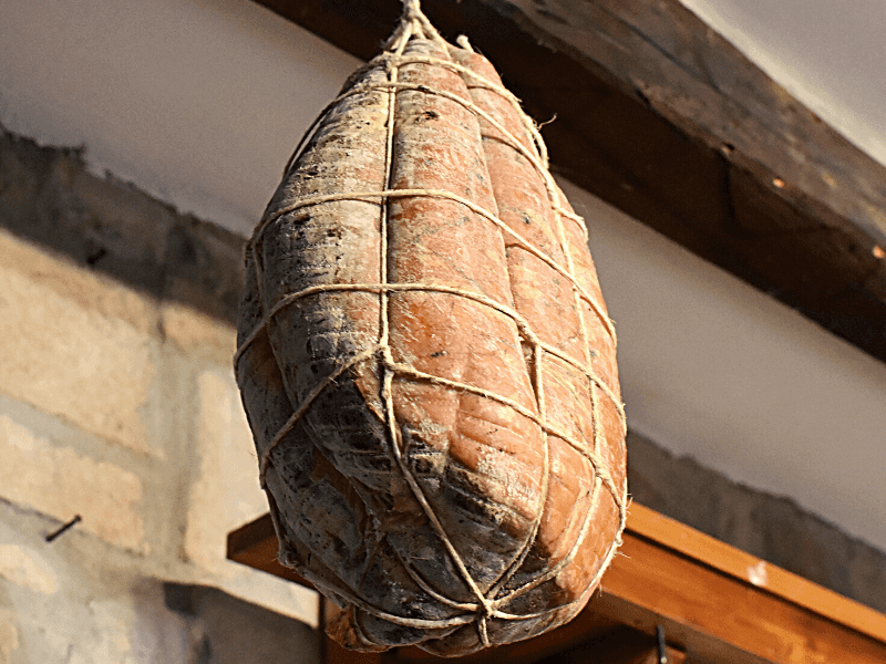 fiocchetto
